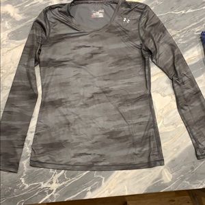 Grey under Armour long sleeve